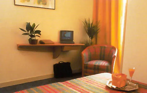 Citadines Montmartre Апарт-отель 3*