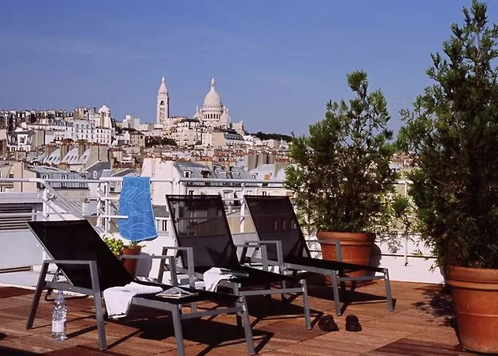 Citadines Montmartre 3* Париж