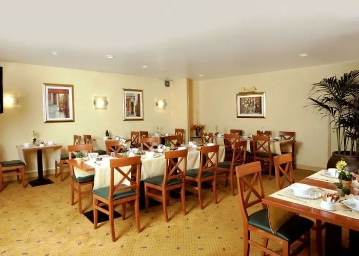 Citadines Montmartre 3*