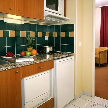 Apartahotel Citadines Montmartre 3*
