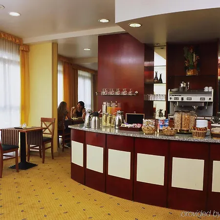 Citadines Montmartre Apartahotel 3*